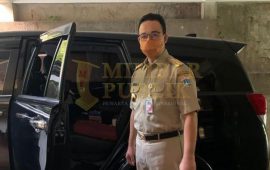 Anies Baswedan Mulai Ngantor ke Balai Kota