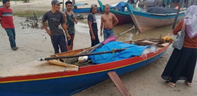 Heboh, Warga Temukan Sampan Tanpa Awak di Sawang Kundur