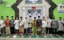 Wakil Wali Kota Batam Shalat Tarawih Bersama Masyarakat Sambau