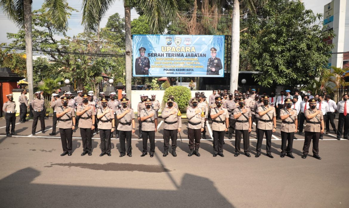 Kapolres Kediri Kota Pimpin Serah Terima Jabatan