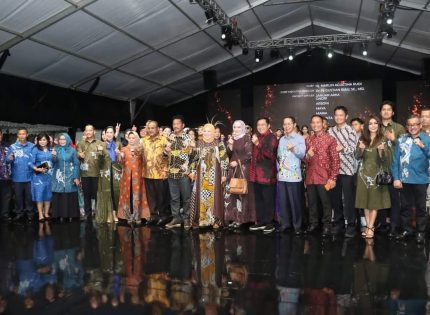 Malam Puncak BBFW 2022, Semangat Bergelora Marlin Kembangkan UKM Batik Batam