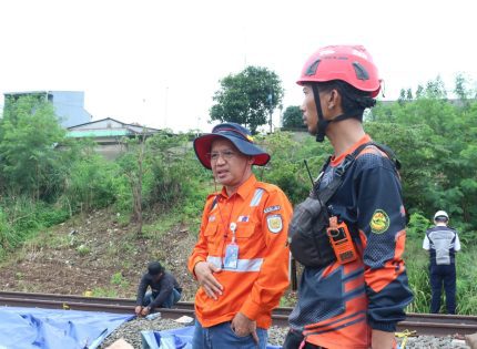 Imbas Jalur Rel Terdampak Longsor Di Lintas Bogor Paledang – Batu Tulis, 1107 Tiket Penumpang KA Pangrango Yang Batal Beroperasi Di Ganti 100 Persen