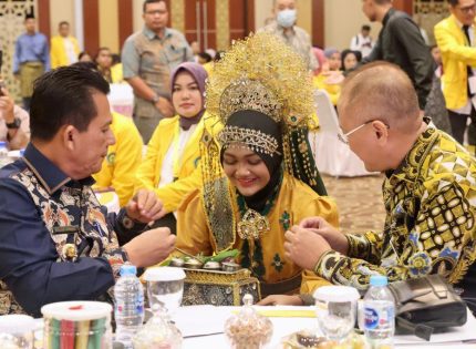 Bersama Wamendag RI Jerry Sambuaga, Gubernur Ansar Jadi Keynote Speaker di Seminar Nasional Uniba