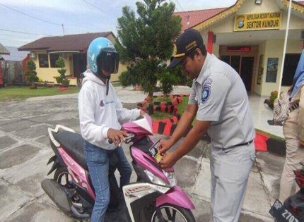 Jasa Raharja Kepri Lakukan Operasi Pengendalian, Pemeriksaan Dan Pengawasan Bersama Tim Pembina Samsat Tanjung Batu