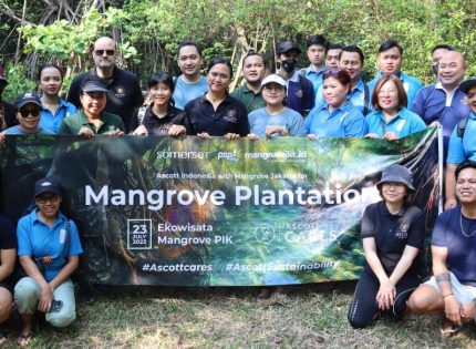 ASCOTT INDONESIA RAYAKAN HARI MANGROVE SEDUNIA DENGAN KEGIATAN KEBERLANJUTAN UNTUK LINGKUNGAN