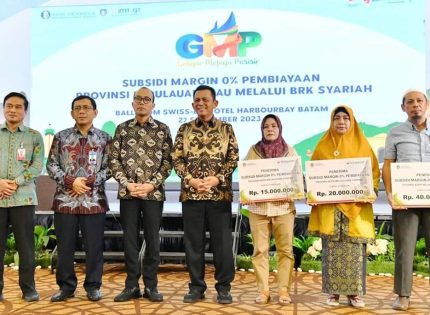 Gubernur Ansar Buka Seminar Nasional UMKM