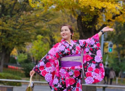 Indahnya Musim Gugur Dengan Pemandangan Alam Romantis di Sapporo