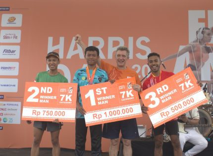 HARRIS HOTELS SUKSES MENYELENGGARAKAN HARRIS DAY 2023 DENGAN 1000 PESERTA FUN RUN