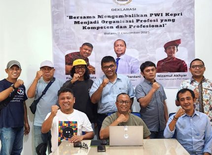 Pasangan Saibansah-Parna Deklarasi Menjadi Calon Ketua PWI Kepri dan Ketua DK