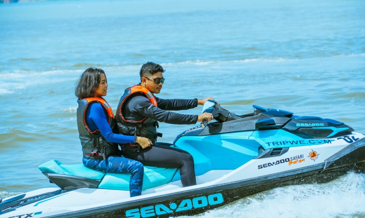 Keseruan Bermain Jetski dan ATV di HARRIS Resort Waterfront Batam