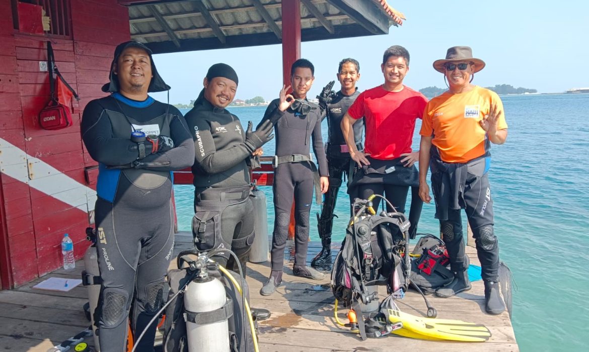 Tiga Penyelam DMC Dompet Dhuafa Lulus Kualifikasi Rescue dan Master Scuba Diving