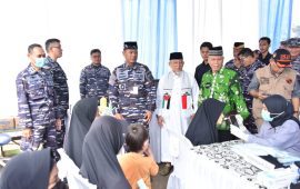 Koarmada RI Gelar Baksos, Bakkes, dan Makan Bergizi di Pesantren Al Fatah