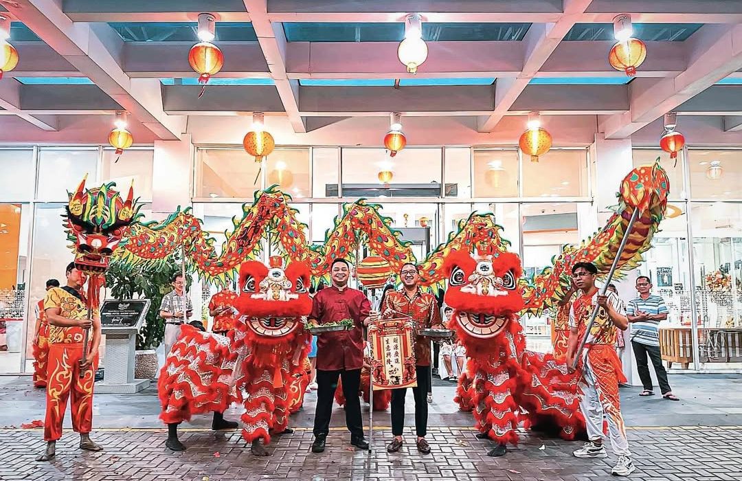 HARRIS Hotel Batam Center Mempersembahkan “Path to Prosperity Dinner” Menyambut Tahun Baru Imlek 2025